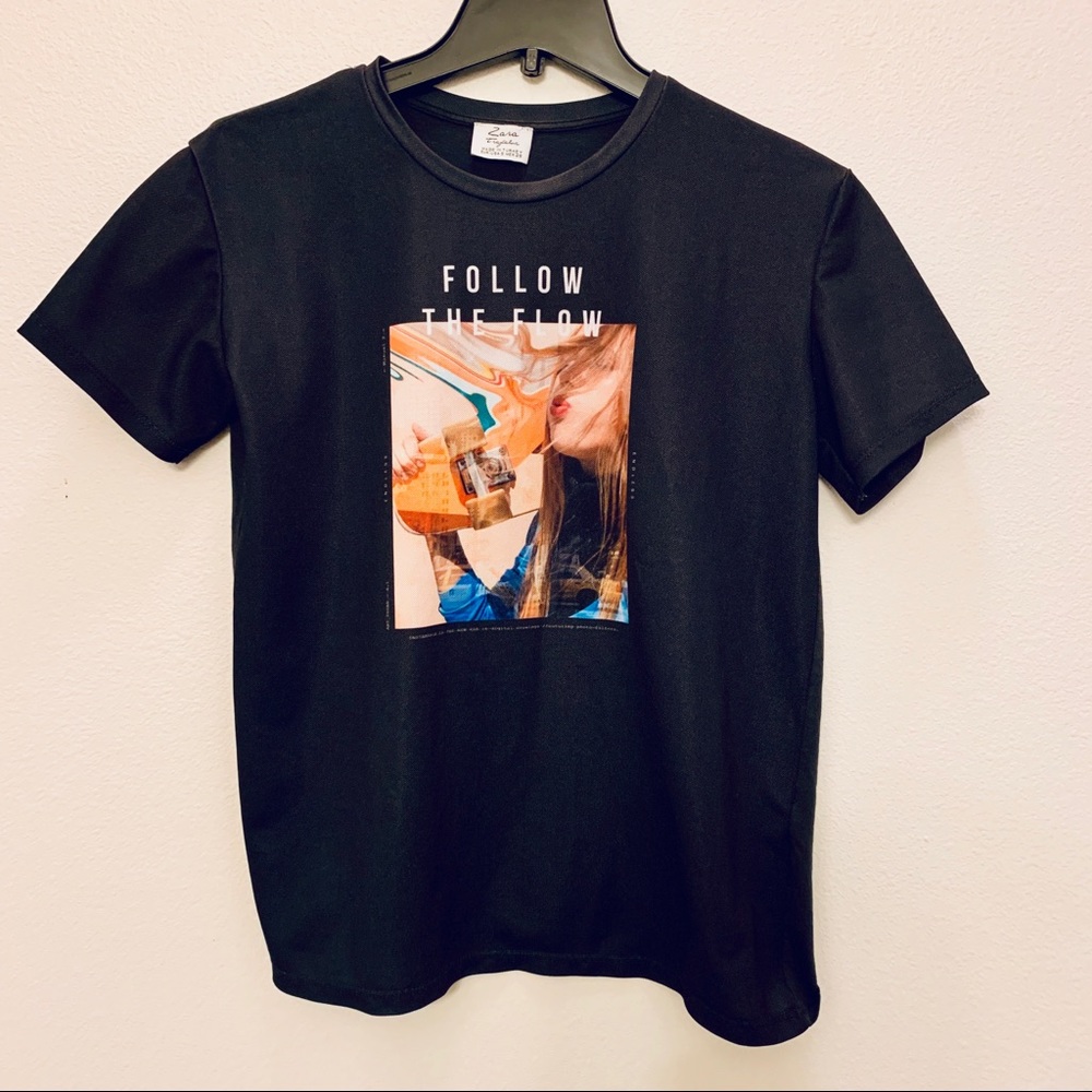 Zara | Graphic T-shirt (Dark Grey)